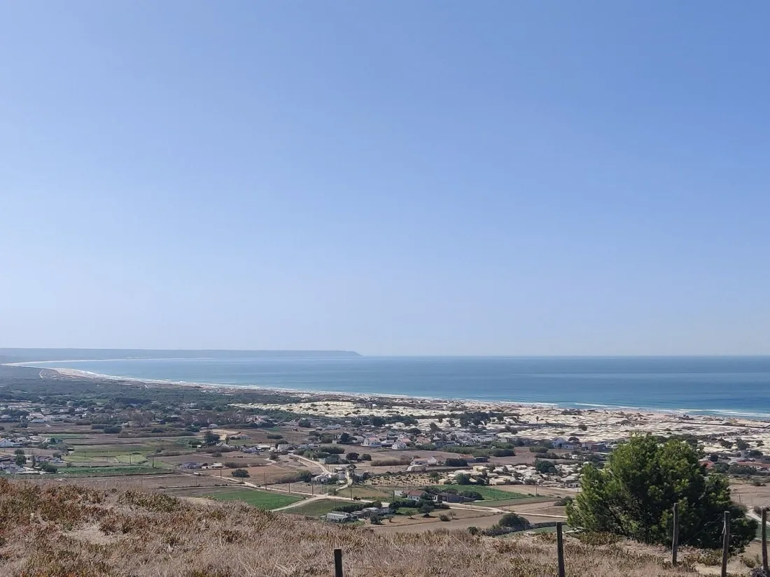 The Caparica coast from the fossil cliff, with sand running south past Fonte da Telha