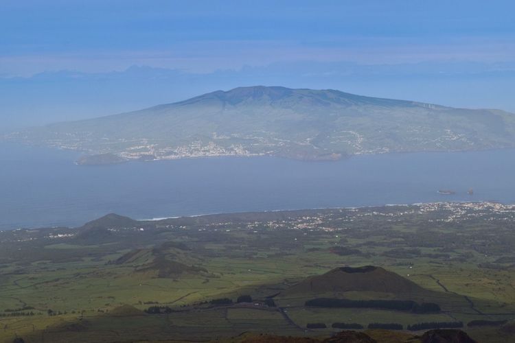 Azores Island Hopping: How to Get Around by Ferry and Plane (2026)