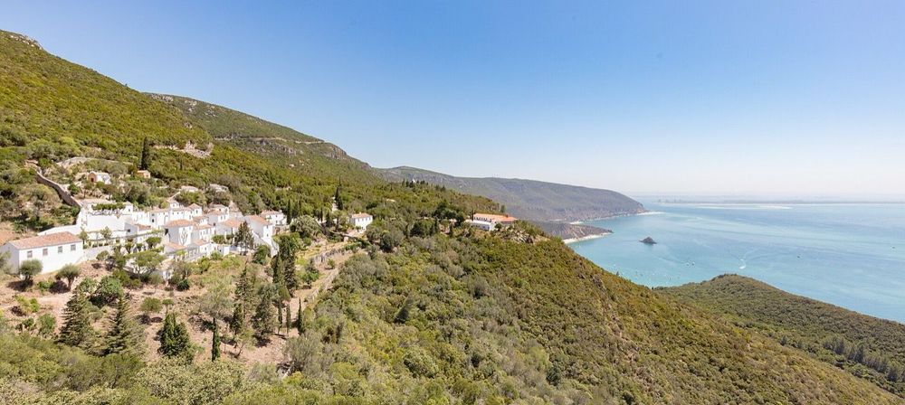 Arrábida Natural Park: Beaches, Ridge Walks and How to Visit (2026)